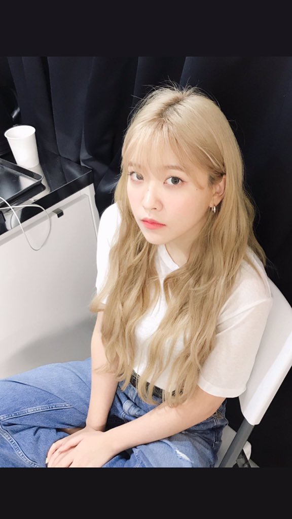 cuteyeripics's tweet photo. blonde yeri snapped https://t.co/Pz7KgjLy7y