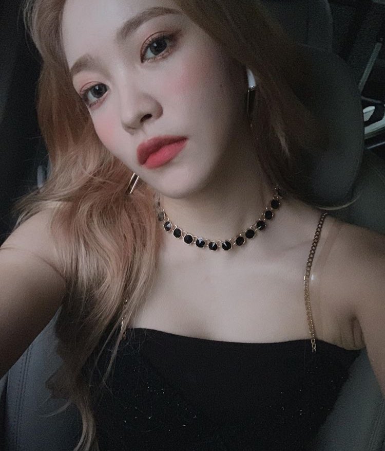 cuteyeripics's tweet photo. blonde yeri snapped https://t.co/Pz7KgjLy7y