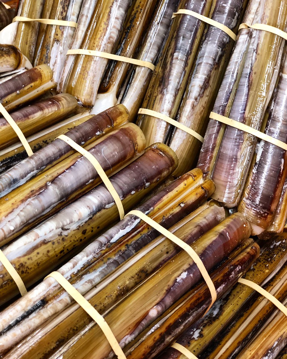 Hand Dived Razor Clams!!
We have a direct supply now so give us a call.