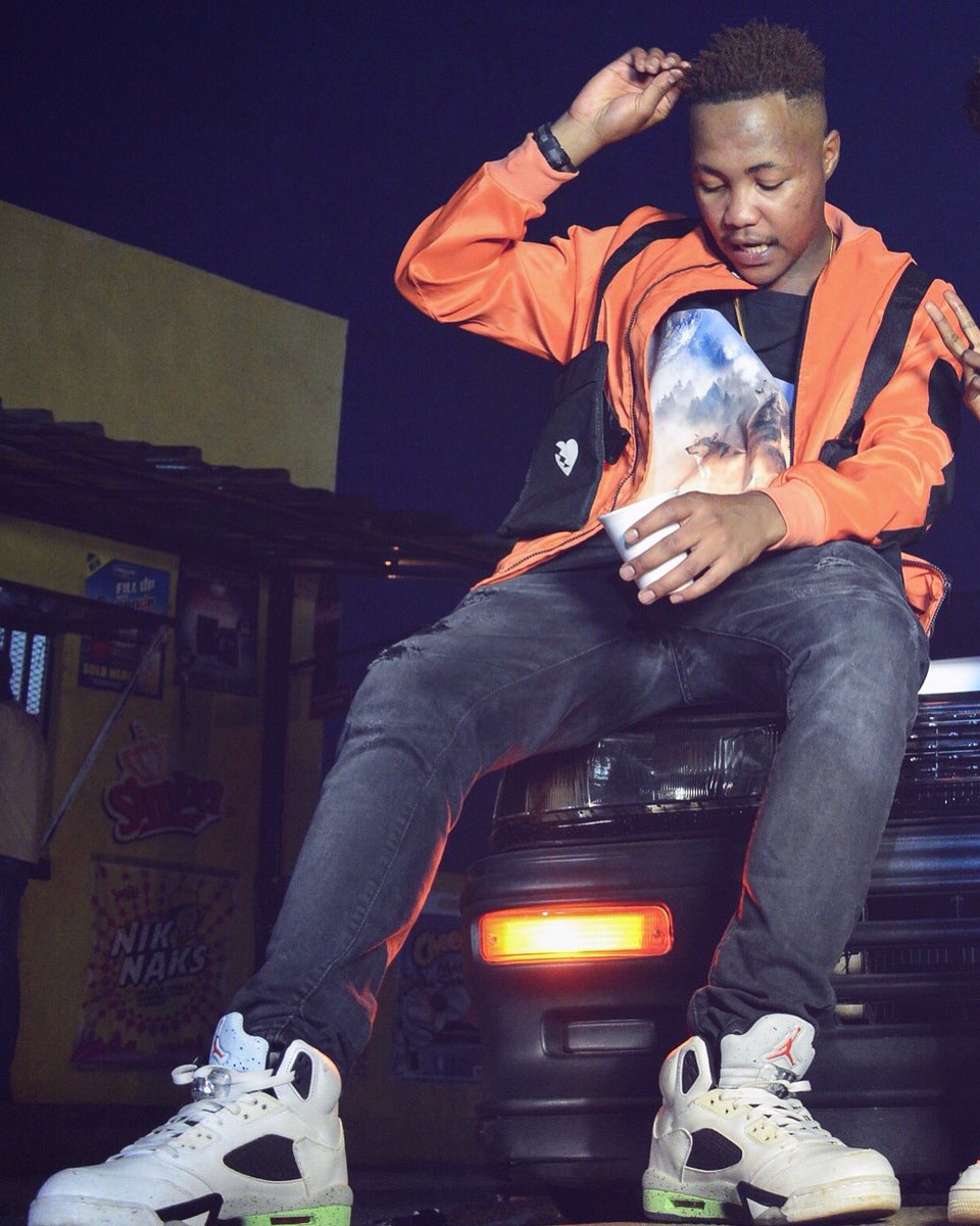 TwoSlyOfficial's tweet photo. Dont forget that Team Work makes Dream Work!!🙏🏽🙏🏽
First Episode of my Beat Tape Out...Click below link to peep it out👇🏾
https://t.co/HXnNWmlupl
Second episode droppin next week Friday🤟🏾
#IssaMarathon
#GawdlyDimension https://t.co/VqAqEA9pMK