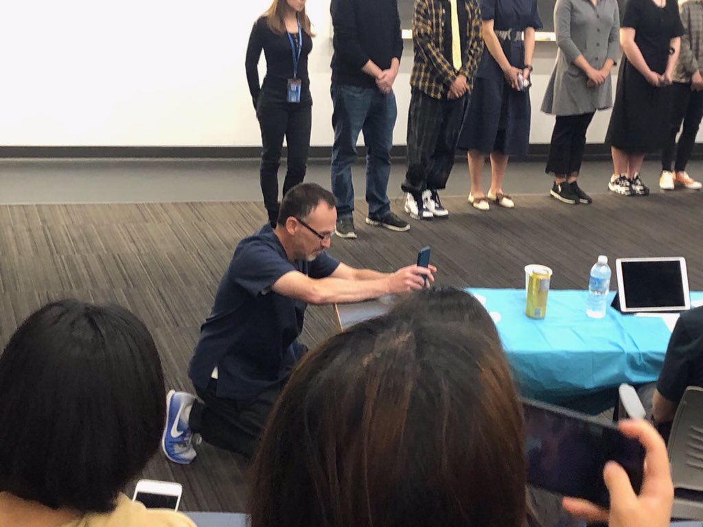 KatherineWangYS's tweet photo. I miss Dr.Goldman, he is the most charming teacher in my life.I love his lectures, his infectious voice, his signature smiles. I’m going to miss him for a long long time. I will never forget the effort he and Mara made to let us have the best lecture and stimulation.@VSP_Med https://t.co/hPJATv36oS