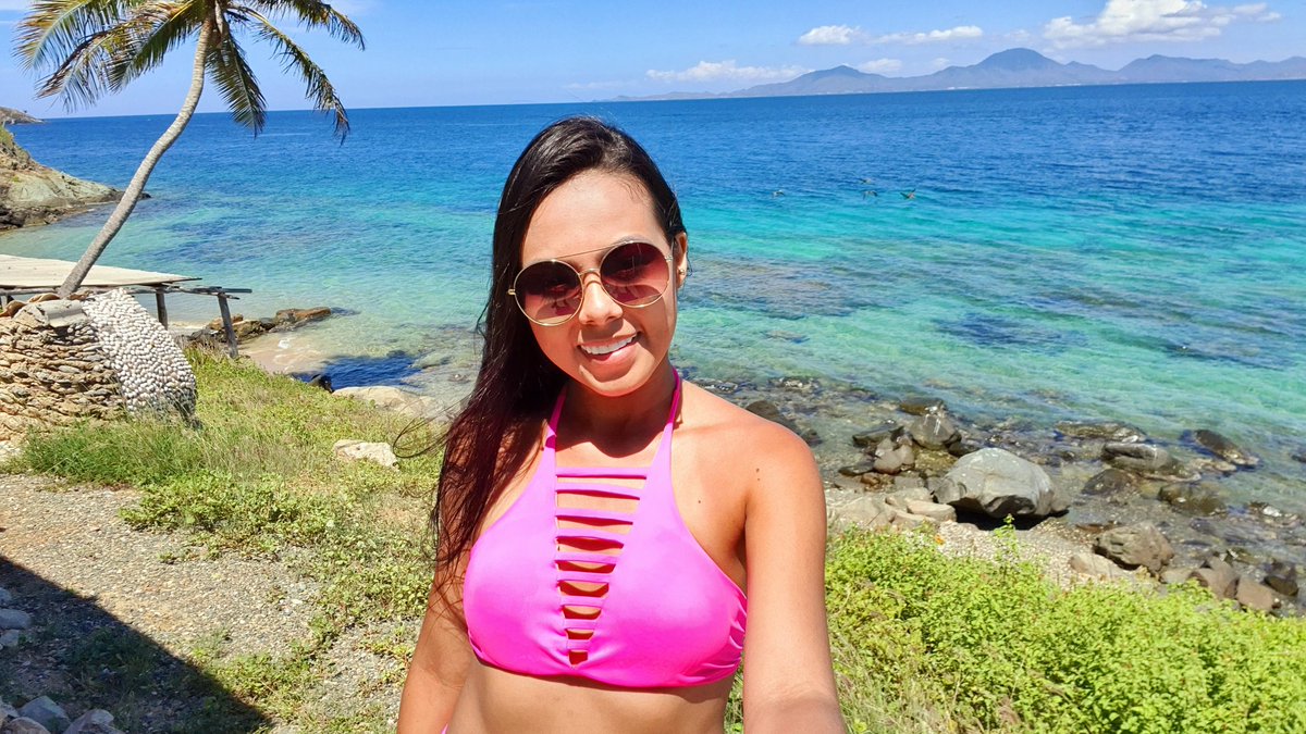 MirandaLat12's tweet photo. Happy WETnesday!!! @camsoda #testwiththeweblab #testwithcamsoda https://t.co/zqZWOBOth0