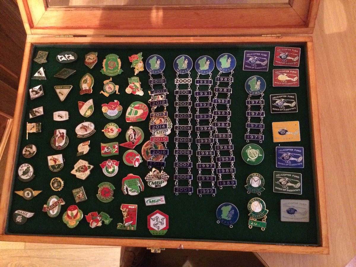 My Manx Grand Prix collection: looking to add the MGP Marshall year bars to it. If you have any old year Marshall bars / badges DM me. Thank you.