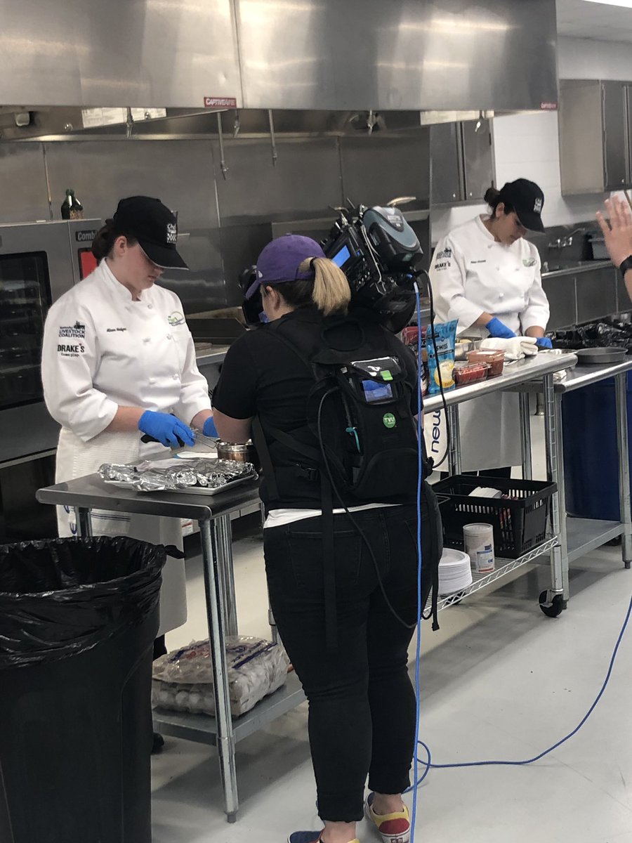 Traci Hunt tweet media