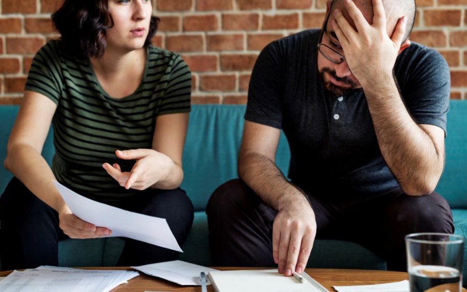 UnitedWelsh's tweet photo. If you are struggling to pay rent and are falling into arrears, please contact us so we can work with you to create an affordable repayment plan.
Rent is our main source of income so if arrears are ignored, we have to take action: https://t.co/tBWqJUyyhc #RentFirstUW https://t.co/vL6WvNG14u