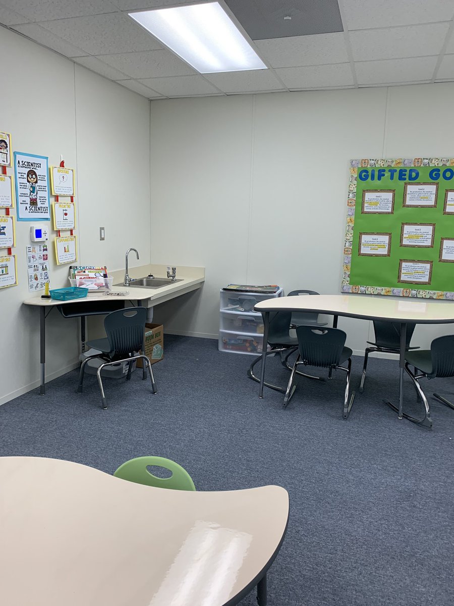 Caroline_Turke's tweet photo. Ready for my students to arrive! https://t.co/3KJiXeXD8Q