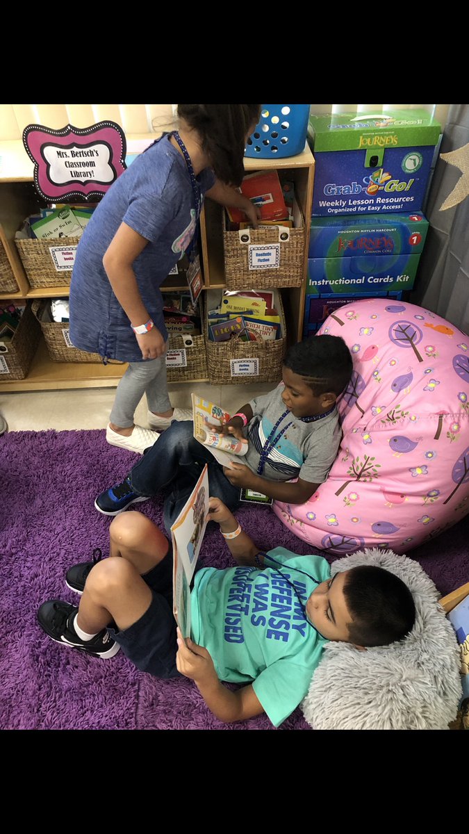 mama_bertschie's tweet photo. Readers are leaders! #teacherlife https://t.co/vXOSy98dgy