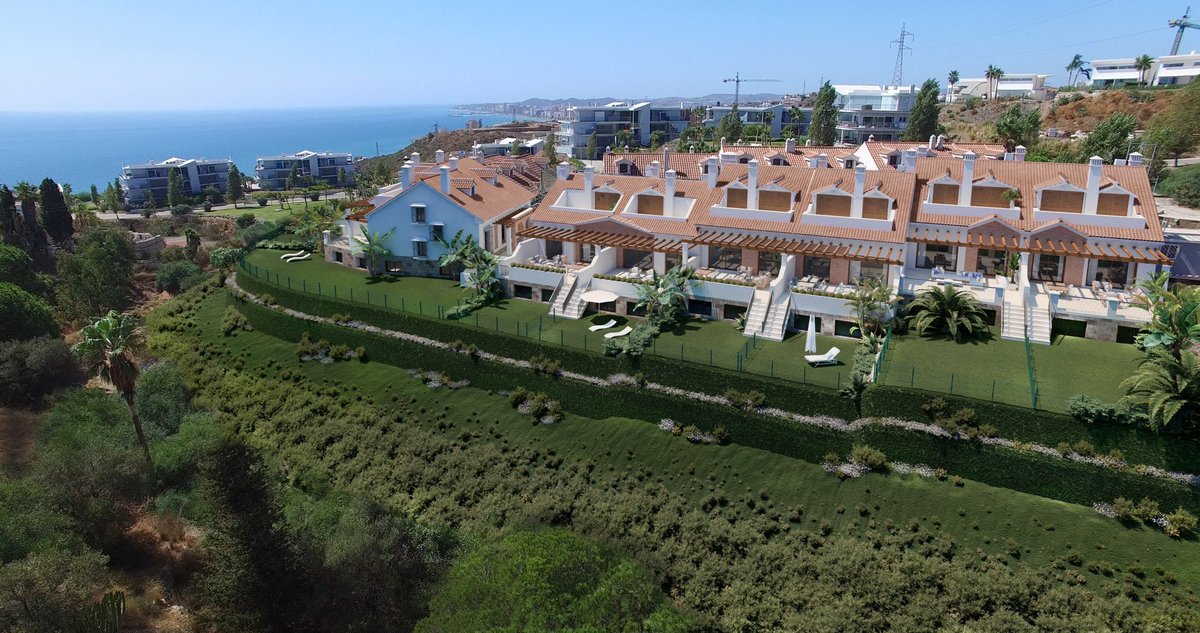 MarbellaDream's tweet photo. Penthouse for sale in Benalmadena, Reserva del Higueron! Reserva del Higuerón commands a privileged setting on the Costa del Sol between Fuengirola and Benalmádena that epitomises quality of life in its purest state. 🌅✨

Price: 564.500 € https://t.co/BeT8JpkVwL