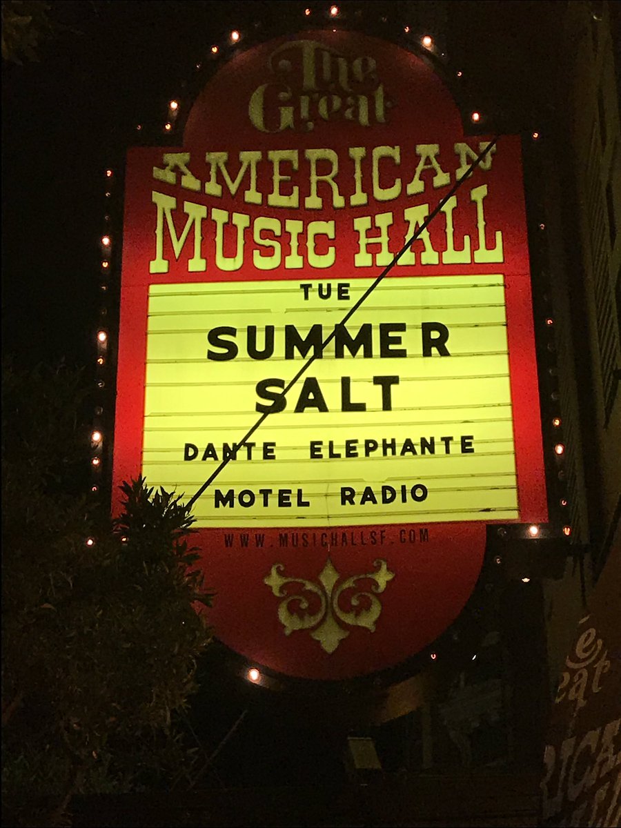 rcarrolldegcv's tweet image. .@Dante_Elephante Great show tonight! The crowd loved it. You had those having dinner @GAMH dancing by the end with Call Me (On The Phone). Good luck the rest of the way.