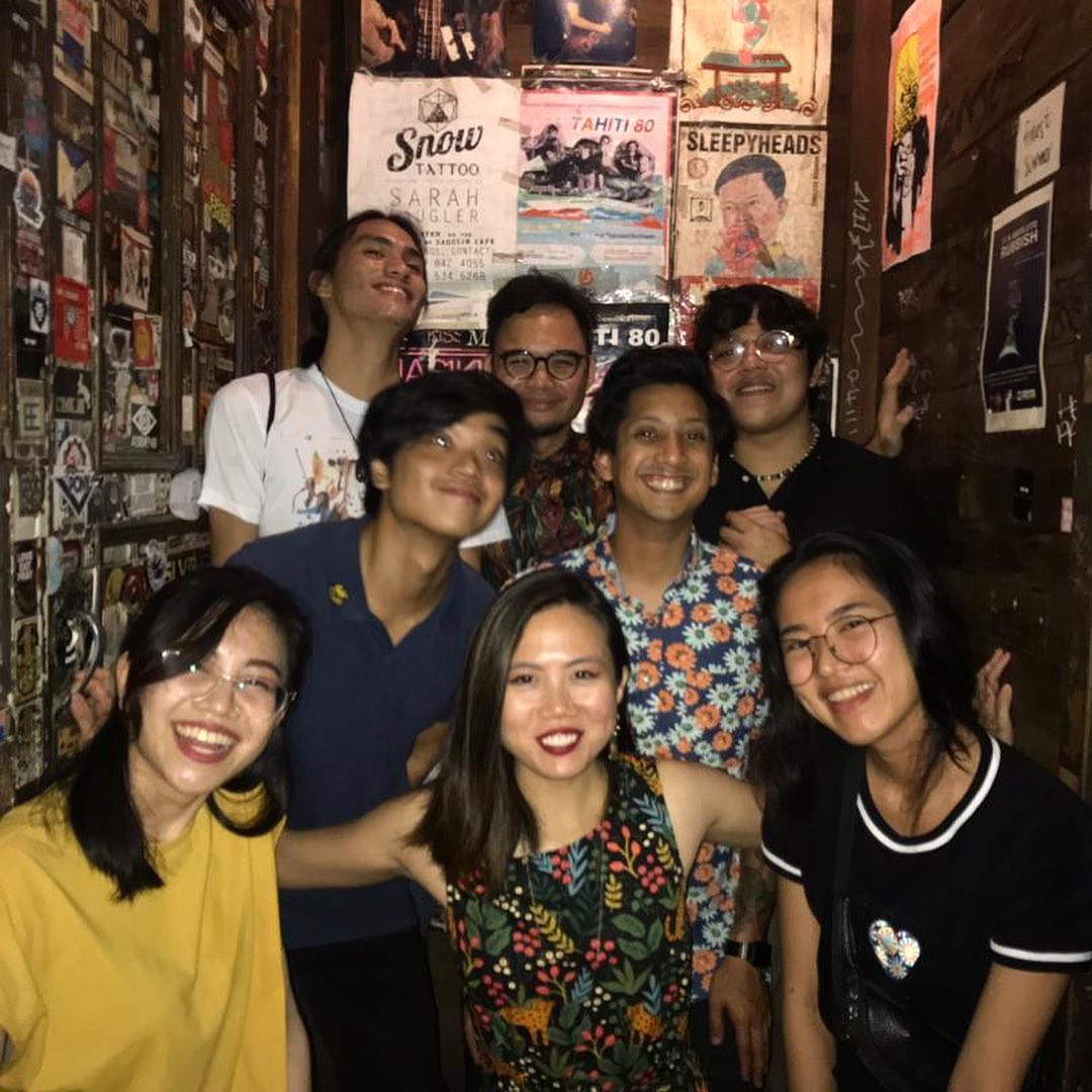BloomBattle's tweet photo. 📸 From when we remembered and had time to take some pictures with you guys while at @SaguijoOfficial last Thursday!
-
⚔️🌸

#battlebloom #indiepop  #philippines #manila #mabuhay #saguijo #newfriends https://t.co/7tph4PUs84