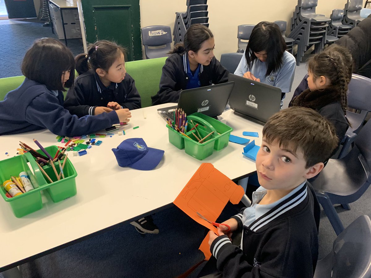 Year 1 and 2 #STEM Club students are working with Stage 3 helpers to code #microbit pets! <a href="/LidcombePS/">Lidcombe Public School</a> <a href="/MattyDLewis/">Matt Lewis</a>