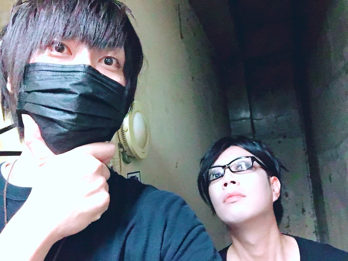 asunaro_yuuki's tweet photo. 遊ぶならとことん遊ぶ！！
ReVision of Senceのコピーバンドを
するにあたって、
ニセ札ばら撒きパフォーマンスは
マストだと思ったので
作ってみました！！👍

ライブ中、ボーカルのたつやくんから
貰ってね！！笑 https://t.co/Di6J2vTDcs