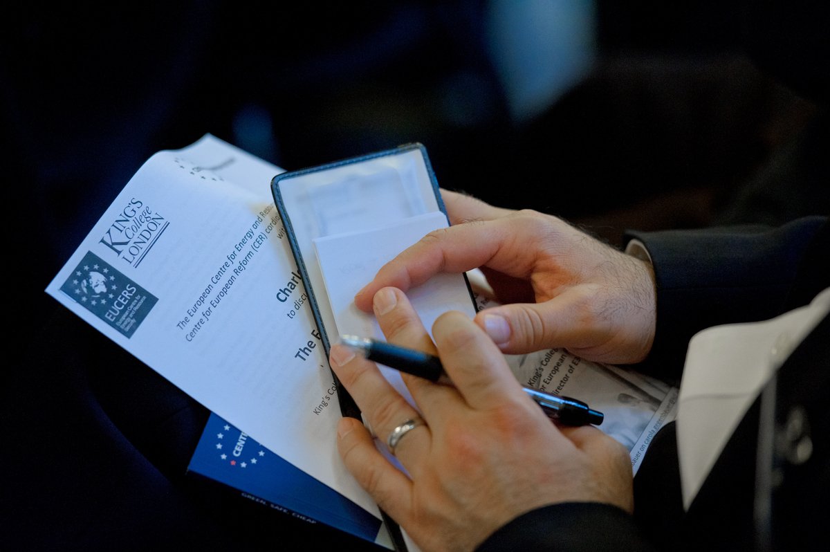 eucers's tweet photo. Our latest @EUCERS #Newsletter No.85 is fresh off the #press! Articles by David Bradbury and @Franklinss - https://t.co/yStVuEDCnW https://t.co/GXjRjWum3s