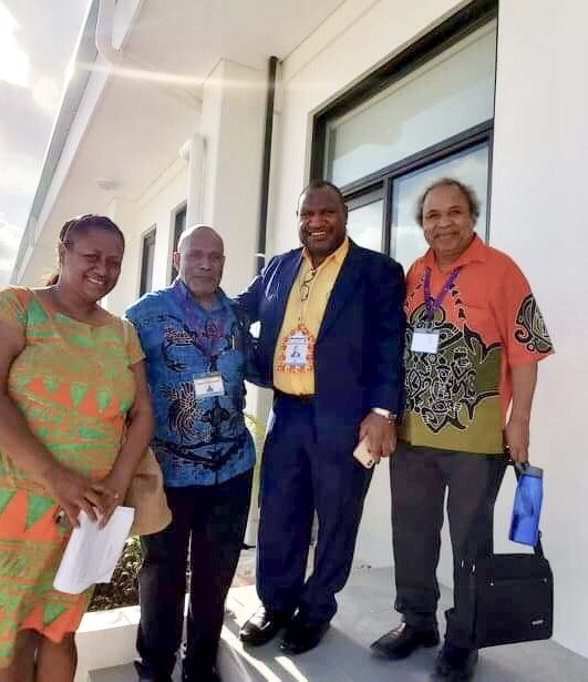 LiniLora's tweet photo. One Melanesia ✊One Pacific  - What the great man said oh Papa said Respect is Honorable, Small is so beautiful and peace is so powerful #Vanuatu #PapuaNewGuinea
#WestPapua.  @BennyWenda @RRegenvanu @SiobhanADM @YoungsolwaraP @DailypostVu @ForumSEC @JamesMarape https://t.co/6Rxm3hjzWK