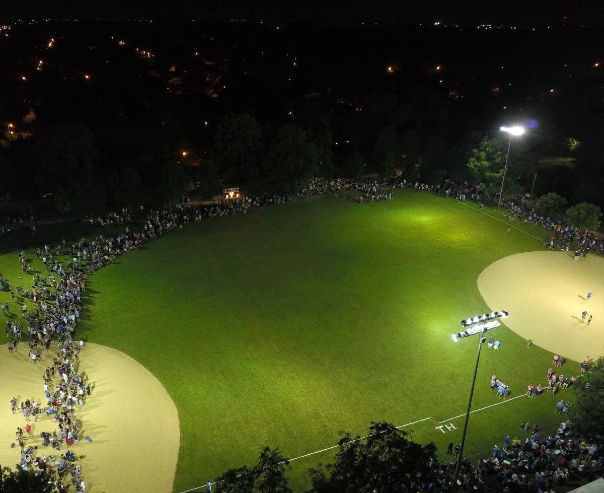 BeverlyMtGPatch's tweet photo. Papa Hops Softball Tournament Wins 'Event Of The Year' Showdown https://t.co/KXZtt62gsD https://t.co/cqAwZo6l4L