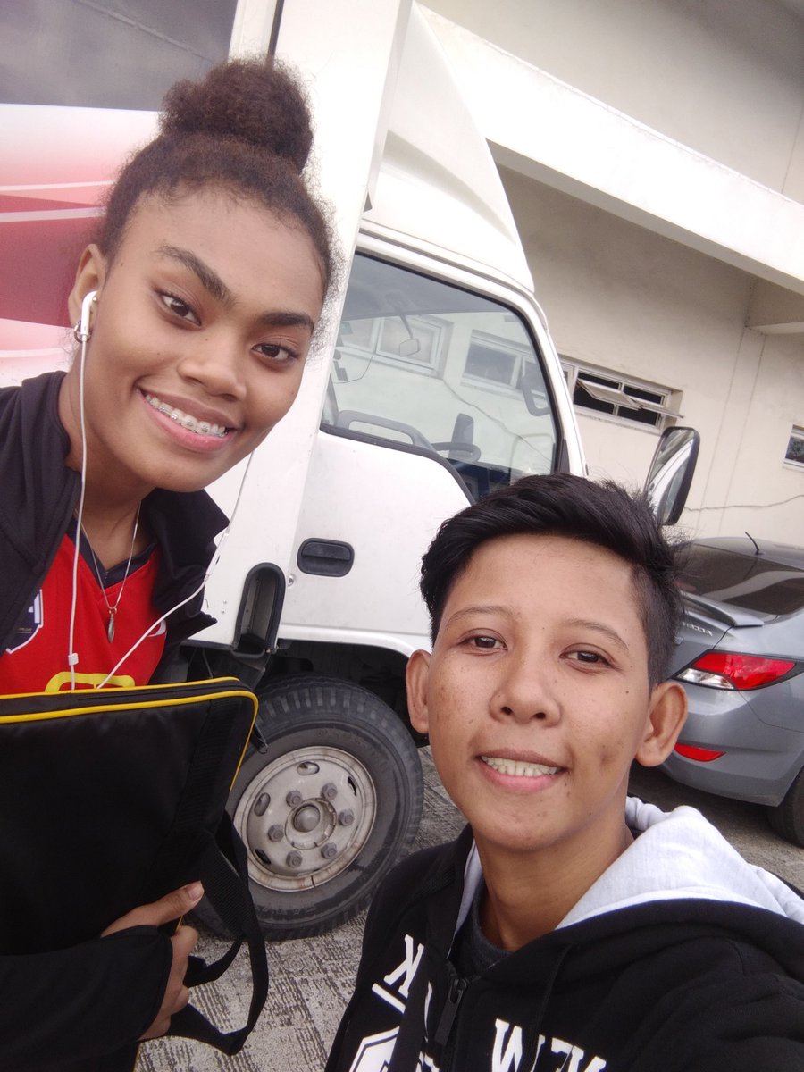 shiela4111's tweet photo. Thank you po @Leimau_ @majoybaron @Abymarano @shadowki13 💛 #F2LogisticsCargoMovers #PSLAFC2019 https://t.co/oIFiE2Pej6