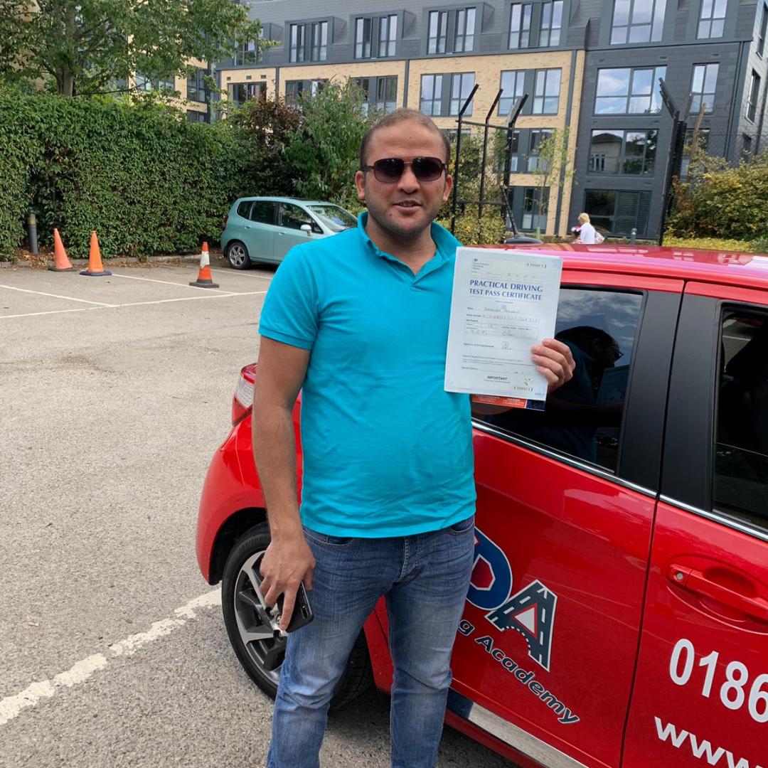 OxfordLDA's tweet photo. Welcome to the driving world Abdullah, your new car is waiting for you at the garage. Enjoy it to the fullest, congratulations! #Wednesdaymotivation
#Oxford #Anotherpass #Drivingtest
Trial sessions available now >> https://t.co/6pmxjpvqpK https://t.co/18B5GoUpud