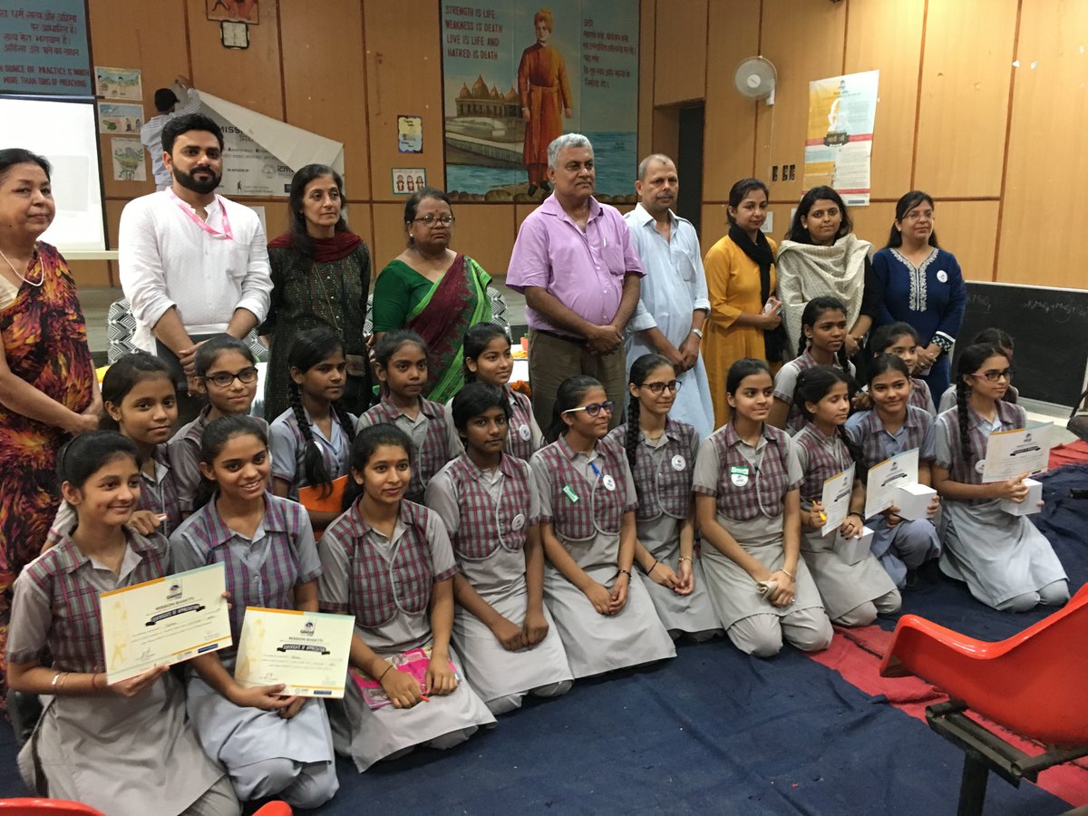 ICMRDELHI's tweet photo. Mission SHAKTTI: School Based Health Awareness Campaign, an initiative by @ICMRDelhi, in 36 schools of Delhi. Exciting Quiz was organized by team ICMR .@MoHFW #gandhi150 #MissionSHAKTTI #healthawareness #schoolkids #learningearly https://t.co/PexUMkUumh