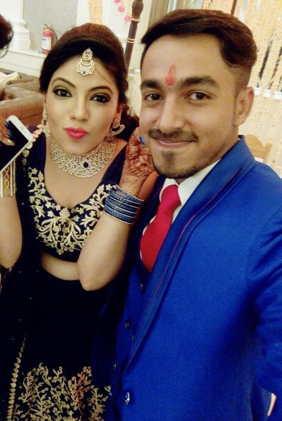 <a href="/waiwaiindia/">Wai Wai</a> My baby bro <a href="/AnujSetia2/">Anuj Setia</a> is d best Angel,worst Devil &amp; pure Chamcha!
He reveals all my pranks on cousins,never hides any secrets from mom dad,unveils all my surprises on bdays
Still I thank him for being d sweetest devil &amp; listening to my tantrums all the way😈
#KhushiyonKaBandhan