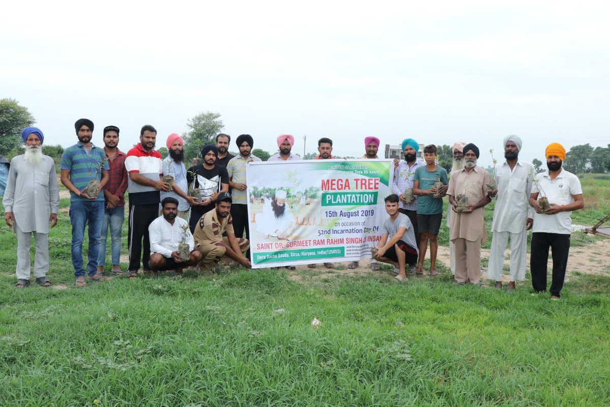 Gurpreetinsan8's tweet photo. #JoinHandsForTreePlantation
🌳Tree plantation🌳 is one of the best favor👌 we can do for upcoming generation.....!!
Then what are we waiting for
Come let's join the campaign of @derasachasauda on occasion of Incarnation Month of Saint
@Gurmeetramrahim Ji🎂😍🙏🙏 https://t.co/utfUrgHj7N