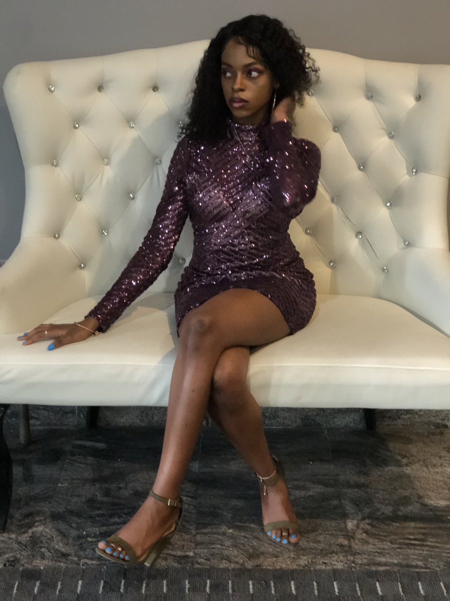 sargierhonel5's tweet photo. All this ICE on me💎I feel like an Immigrant 🇨🇩🇷🇼🇿🇦🇸🇴
#beyonce #rihanna #tyrabanks #kimkardashian #kanyewest #drake #elitemodelmanagement #fordmodels #imgmodels #modelscount #newyorkmodels #wilhelminamodels #womenmanagement #photography #repost #unsignedartist #viral #trending https://t.co/Rbszx9EyKR