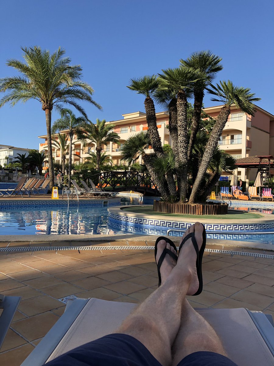 dervnewbold's tweet photo. Securing sunbeds. #bemoregerman https://t.co/h3HdQGZcyZ