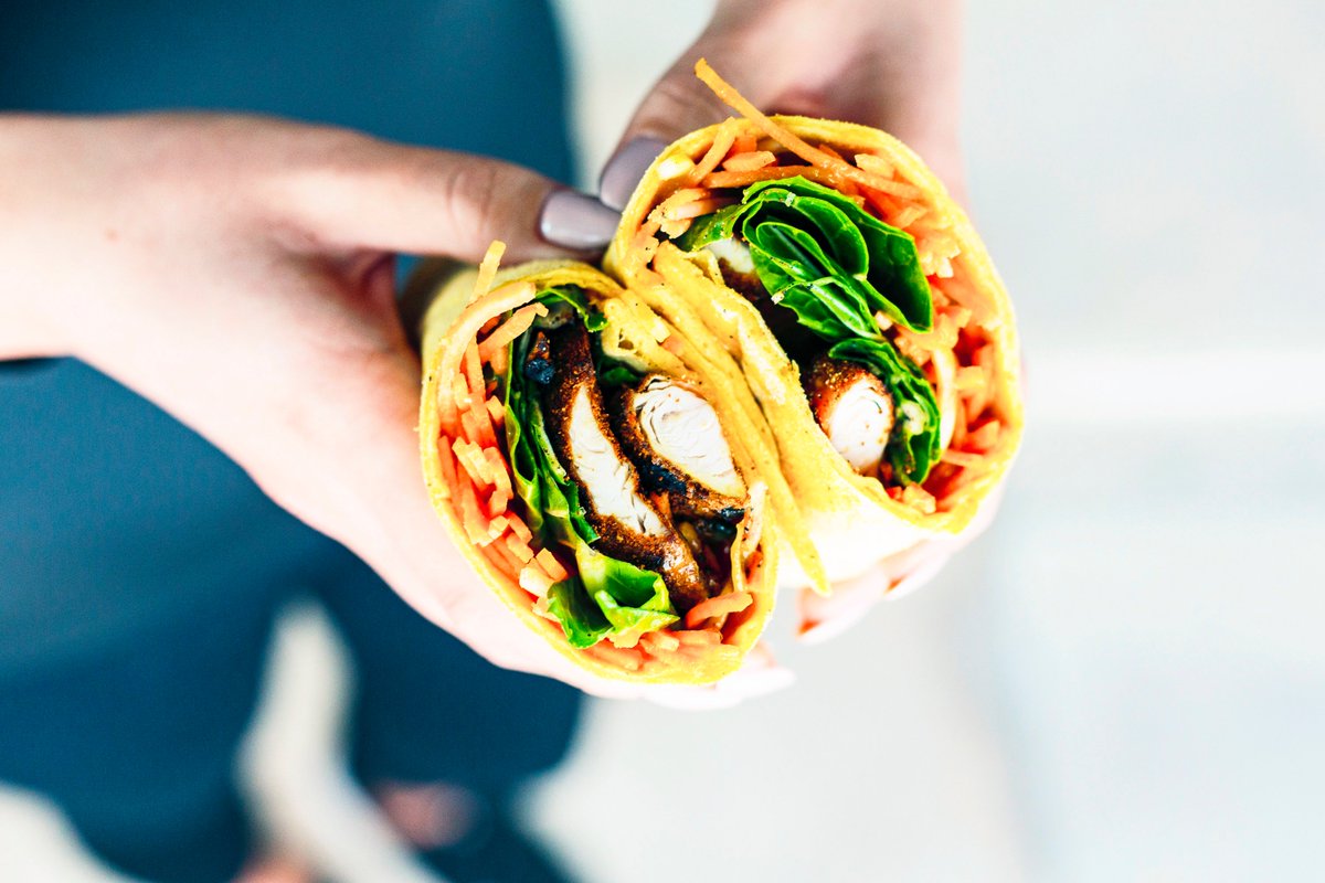 Pop into our deli and grab one of our wraps or sandwiches - we also have a range of high/low carb salads, ramen and poke bowls. Make it vegan, make it gluten free, make it just how you like it... 
#wearefoodwell #deli #lunch #eatin #takeaway #nutrition #manchester