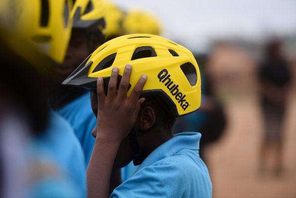 Qhubeka Charity (@qhubeka) on Twitter photo Tomorrow is another #NewBikeDay thanks to you.
350 bicycles to schoolchildren from Giyani, Limpopo funded by <a href="/Qhubeka/">Qhubeka Charity</a> individual donors and fundraisers from all over the world.
Together we change more lives!
#BicyclesChangeLives 🖐🏽 Tomorrow is another #NewBikeDay thanks to you.
350 bicycles to schoolchildren from Giyani, Limpopo funded by <a href="/Qhubeka/">Qhubeka Charity</a> individual donors and fundraisers from all over the world.
Together we change more lives!
#BicyclesChangeLives 🖐🏽