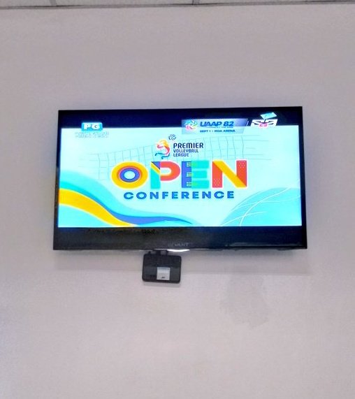 britney1430's tweet photo. Finish niyo na please, overlunch na ko. char not char 😂💜 #officesituation https://t.co/PeOHB57BTZ