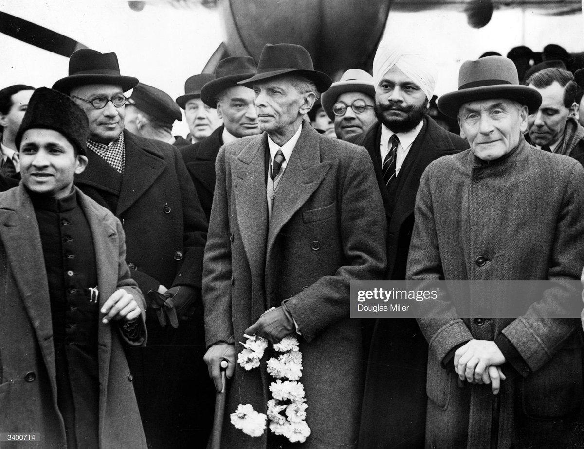Murrshaadd's tweet photo. Yu Di Humey Azadi Ke Duniya Hui Heeran , Aye QUAID E AZAM Tera ihsan ha ihsan 💚💚❤

#PakIndependenceWithKashmir https://t.co/Lfai2KF3QO