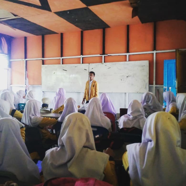 Muhamma79001875's tweet photo. Kalau kebaikan apalagi itu perjuangan Sendiri pun harus kita kerjakan Tampa menunggu perintah dan disuruh jika hati punya niat melakukan kebahagian maka percayakah ujung nya akn smpai pada keindahan Setidaknya kite pulng kmpong ade yg kite buat waau hal yg kecil tapi bermanfaat https://t.co/zPSdVzLGox