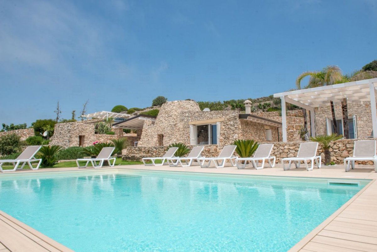HelloApulia tweet picture