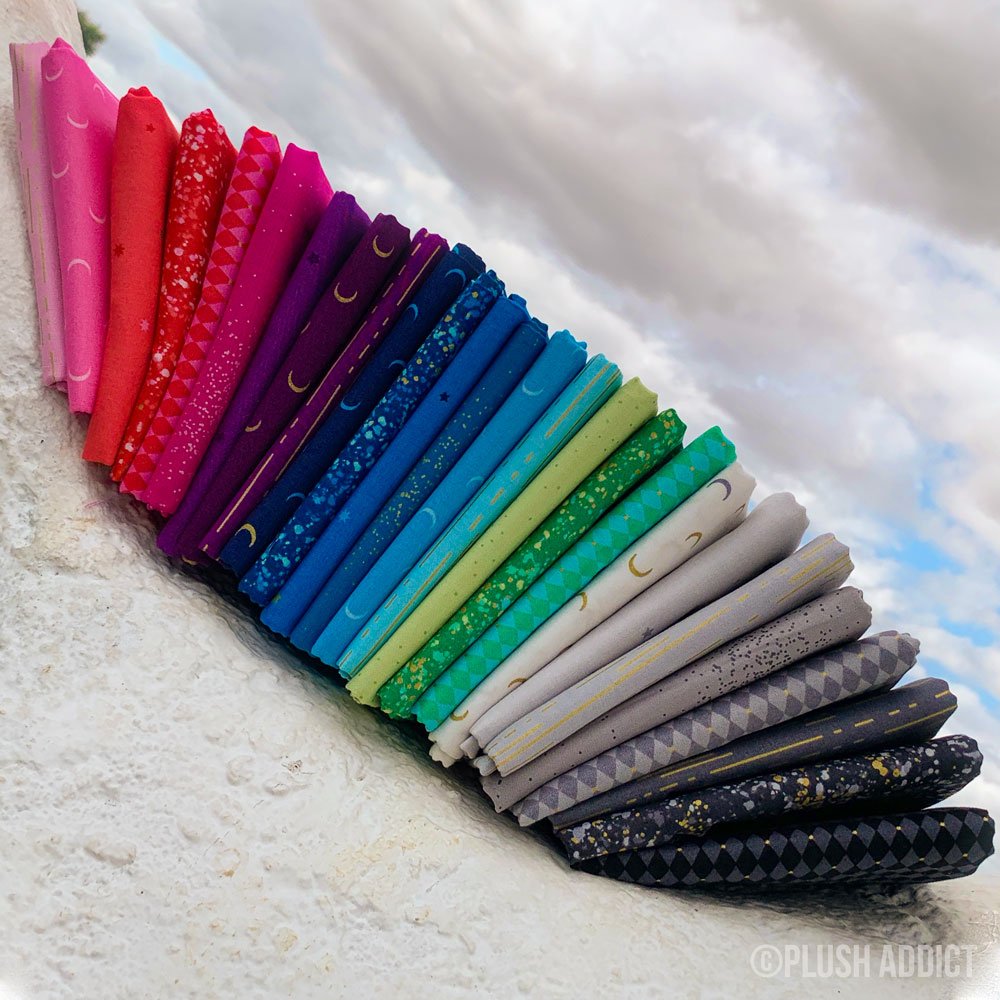 PlushAddict's tweet photo. WOW! Libs Elliot Greatest Hits for Andover! ✂ - https://t.co/8vYAeDR9U3
@libselliott #libselliott #greatesthitsvol1 #andoverfabric https://t.co/Oo1Jh9E9SB