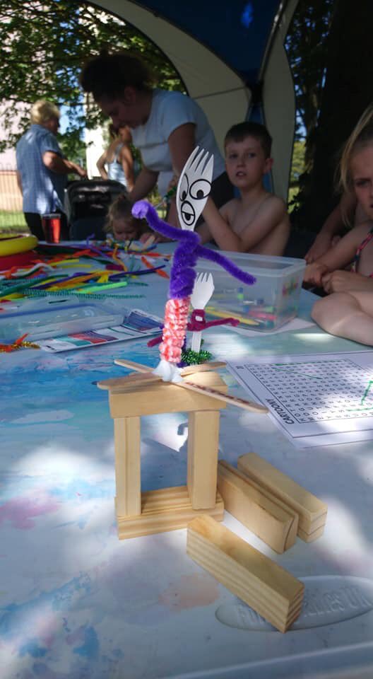 Looking for fun things to do with all the family? Join us today from 13:30-15:30 at Stonebridge for games and crafts! All welcome #GetInvolved