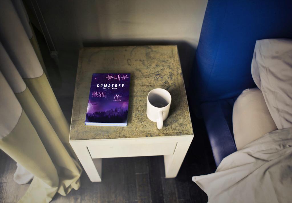 lelbudge's tweet image. Comatose by Tony Estrella - Book Review
@EstrellaVino
@CameronPMtweets
@annecstrr
#Comatose orlando-books.blog/2019/08/14/com…