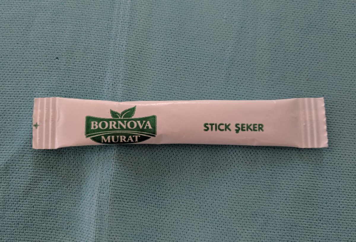 ChickenTrnslate's tweet photo. Merhaba from Marmaris, stick şeker 😍 #chickentranslate #stick #seker https://t.co/RVIwKQituy