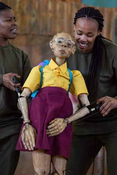 Edu_Cape's tweet photo. Support #CradleOfCreativity hosted by @Assitej_ZA catch Warona, a play that grapples with “questions of street justice and community responses to drug culture in the Western Cape. For more info, visit https://t.co/bmWpk45aMa https://t.co/Xi25pESLV3