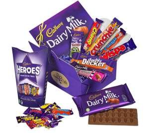 V82CHRIS's tweet photo. RT to #WIN a Cadbury Heroes Treasure Box in My Brand New #Giveaway: https://t.co/46Logyl3jl #WinItWednesday #WednesdayWisdom  #Competition #Freebie #Prize x https://t.co/XL1htCV1oW