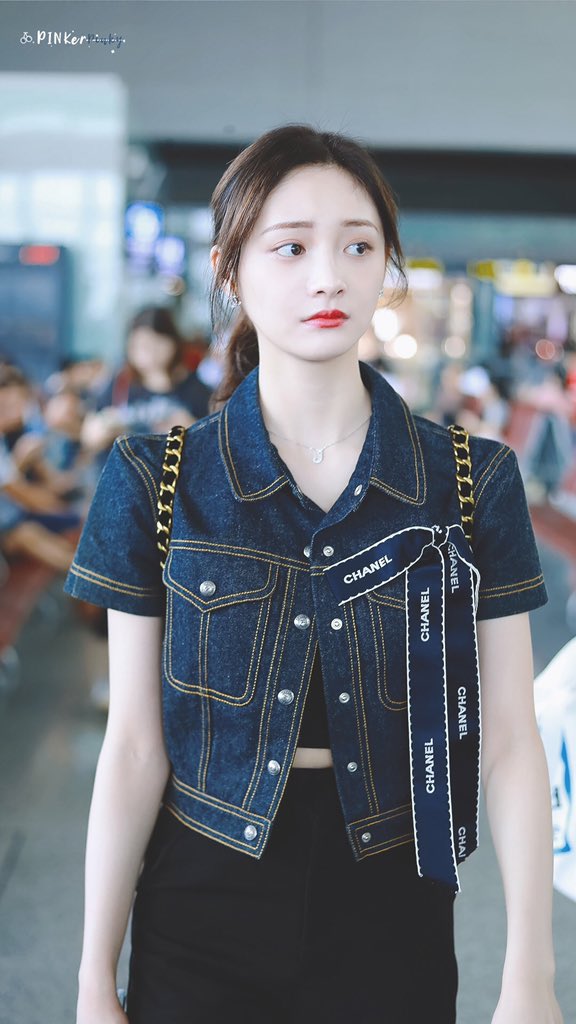 19981216cc's tweet photo. 190814 csx✈️
#周洁琼 #kyulkyung #주결경 https://t.co/spIKIV4dEl