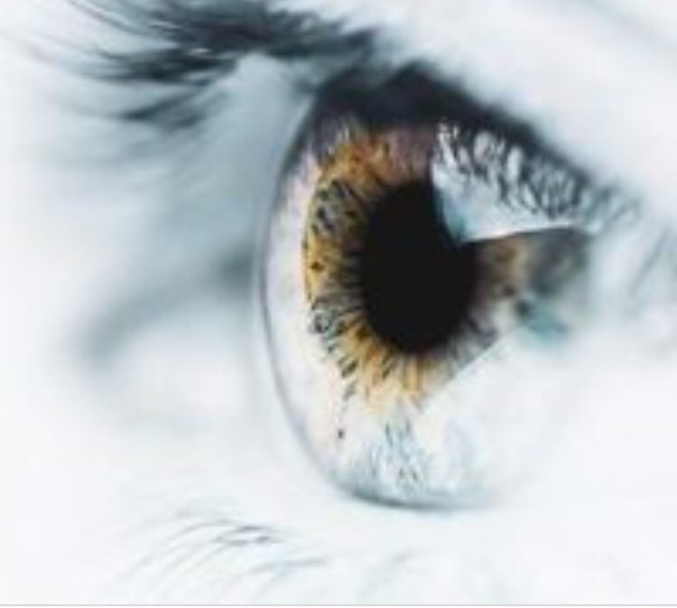 Last van #drogeogen, maak een afspraak om te beoordelen wat de oorzaak is. Diverse #behandelingen mogelijk #oogdruppels #ipl #ooglidbehandeling #kunsttanden