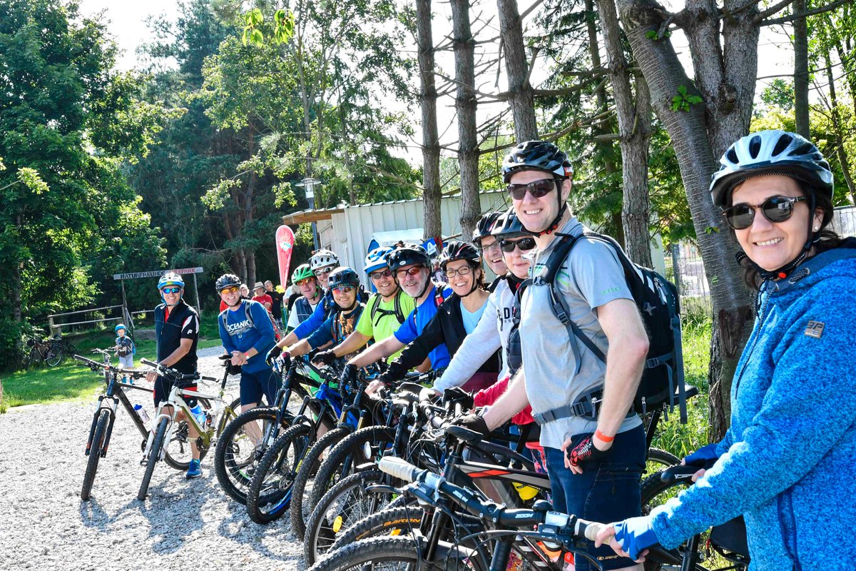 #Fahrradfahren for Future! Bist auch du am 14. September bei der #Aussteigen-Demo &amp; -Sternfahrt vor die Tore der Internationalen Automobilausstellung (#IAA) dabei?
Alle Infos hier: iaa-demo.de 
<a href="/iaademo/">IAA Demo</a> #IAA19
> Raus aus dem Verbrennungsmotor!!!