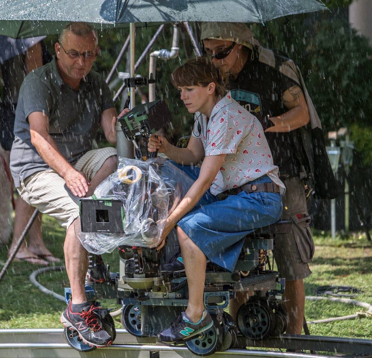 ra_agency1's tweet photo. Our Camera Operators in action - RA's Agnieszka Szeliga! #womeninfilm #powerfulwomen #reelangels https://t.co/SbZb1zBoXY