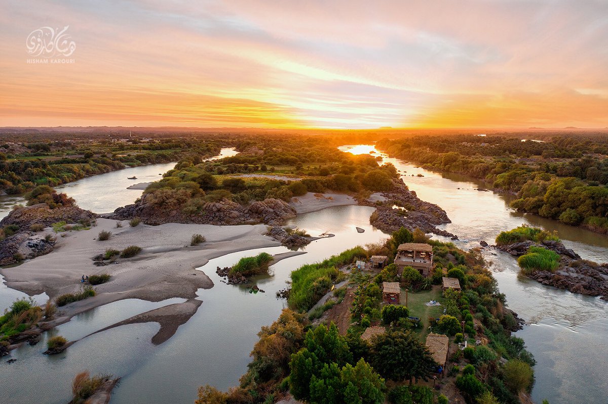 hkarouri's tweet photo. Kasinger islands, Northern State
ุฌุฒุฑ ุงููุงุณูุฌุฑุุงูููุงูุฉ ุงูุดู
ุงููุฉ
#northsudan #sudan #sunset #islands #dronephotography #karouri #kasingerislands https://t.co/TpYUMzp7cd