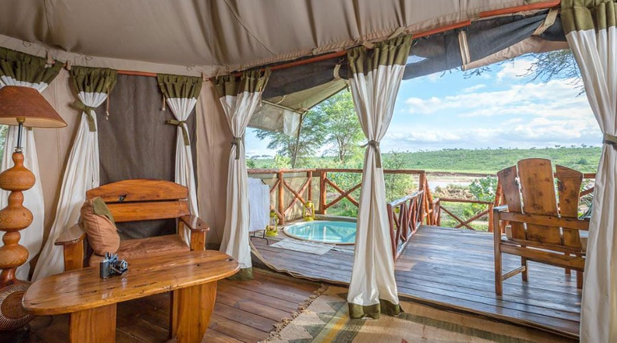 JamboMagazine's tweet photo. Top 10 best Safari honeymoon destinations in Kenya

1. Mara Explorer Camp 
2. Naibor Camp
3. Fairmont Mt. Kenya Safari Club
4. Wileli House  
5. Ol Tukia Lodge  
6. Elsa’s Kopje  
7. Elephant Bedroom Camp
8. Saruni Samburu
9. Serena Elmenteita Camp
10. Sabuk Lodge https://t.co/EbCNKtZkRu