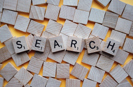 Join our webinar! bit.ly/2H3RJYo
When customers use the site search facility on retail websites, the kind of terms they use can vary greatly.
Join IMRG &amp; <a href="/Lucidworks/">Lucidworks</a> for this Data Webinar, where we’ll be identifying the 12 different types of search query customers use.