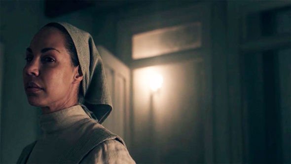 CultureInStereo's tweet photo. #HandmaidsTaleFinale 

RITA!!! That's it. That's the tweet. @HandmaidsOnHulu https://t.co/qlR3XmlNjM