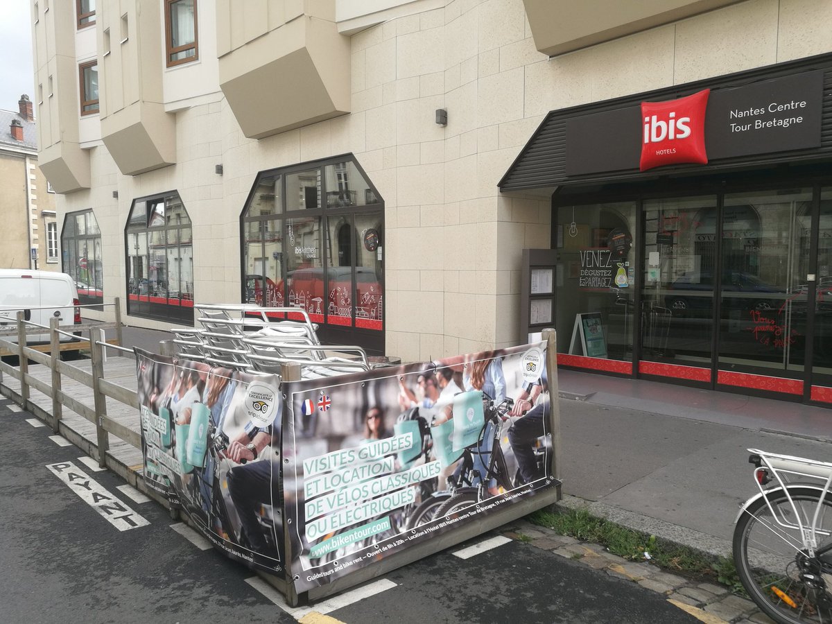 BikeNtour's tweet photo. Tous les jours, louez un vélo classique ou électrique à l accueil de l Hotel Ibis Nantes centre tour de Bretagne! A partir de 12€ pour 4h
https://t.co/yIvvqBfevK
#locationveloNantes
#nantes
#nantestourisme
#lvan2019
#location #velo #vae #nantespassion #evenementiel #baladeavelo https://t.co/HUNRMD8t3L