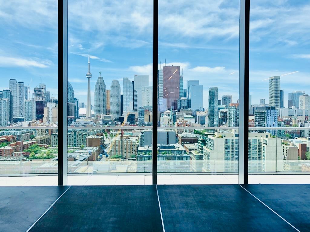 harshit1994's tweet photo. Free and Alive. 
There are some cities that you go to that bring something out of you. Toronto is one of them. 
#FECM712 #Toronto #Theglobeandmail #sitevisit #canada #ontario #raptors #mapleleaf #music https://t.co/gGtttSqL5W