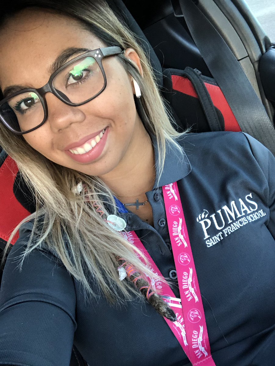 ngarcia149142's tweet photo. Y damos comienzo al sexto año en el magisterio.. 🎉🙏🏽 con Dios por delante! #Geometry #TenthGrade #MathTeacher Felicidades a la Nueva Clase Graduanda, Kalei🌟 2020🎓 #Kalei #SFS https://t.co/NA3nX9Xc1w