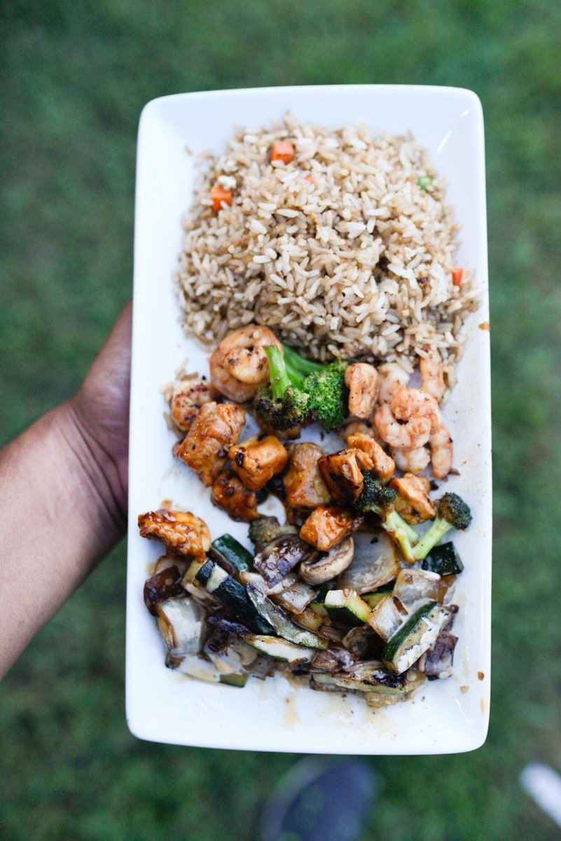 BrightLightBrew's tweet photo. Y'all hungry?
It's humpday and we're celebrating the halfway point of the week with xQuisito International Foods &amp; Catering and some beeeeeeeer. 
All the beer please. 
Doors open at 4pm
Food truck at 5pm
Good times everyday that ends in "y". https://t.co/qC9lrfubfX